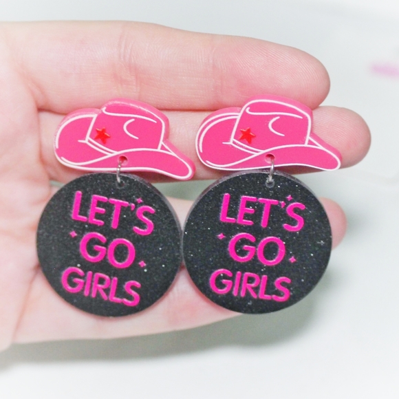 Let's go girls Shania Twain cowgirl hat earrings - Picture 5 of 6